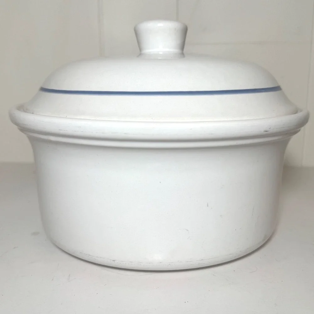 Vtg Treasure Craft Auntie Em Collection Casserole Dish with Lid  Birds Cottage